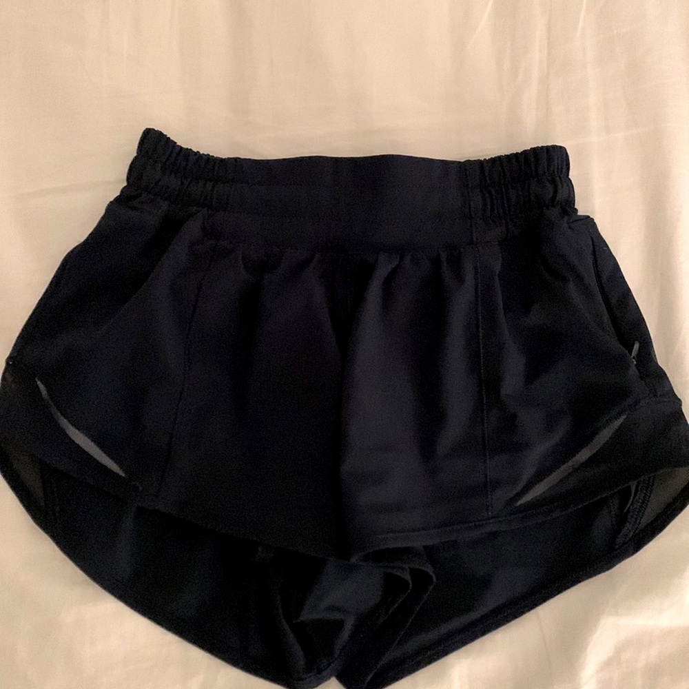 Lululemon Hotty Hot shorts